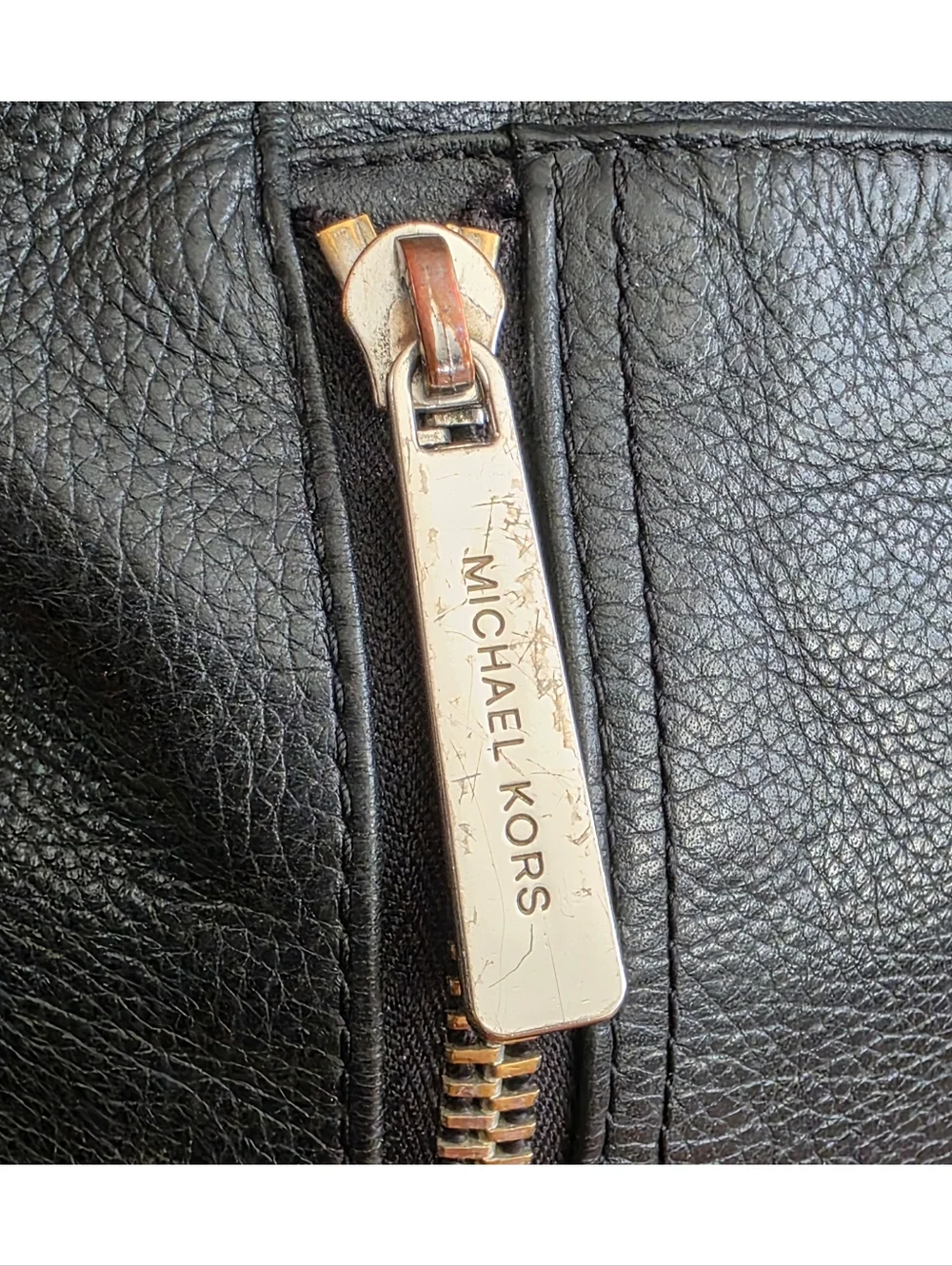 Michael Kors Zipper Tote Bag Black Pebbled Leather Bag - Picture 4 of 16